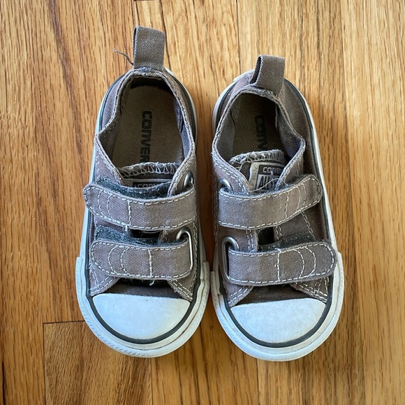 Baby Converse All Stars - Picture 3 of 4